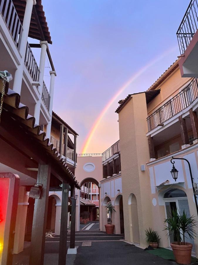 Village Cap Esterel Duplex Vue Mer Centre Saint-Raphael (Var) Exterior foto